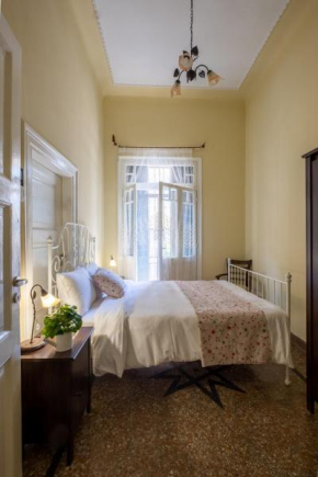 Aristofanous traditional guest house in Psyri